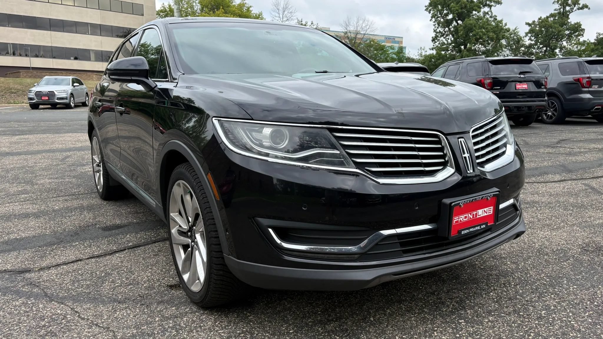 Used 2017 Lincoln MKX Reserve AWD/4WD image 13