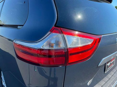 Used 2016 Toyota Sienna Limited Premium AWD/4WD image 98