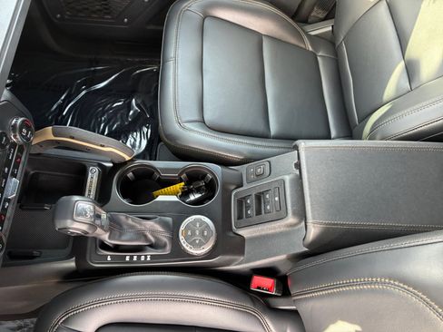 Certified 2025 Ford Bronco Badlands image 15