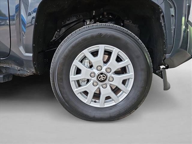 Used 2025 Toyota Tacoma SR AWD/4WD image 23