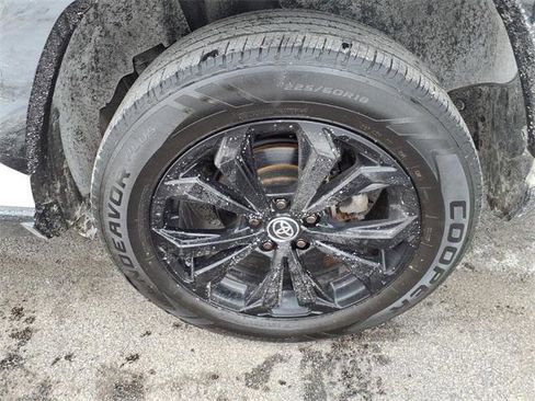 Certified 2024 Toyota RAV4 SE w/ Convenience Package image 26