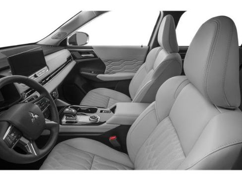 Used 2025 Mitsubishi Outlander SEL image 8