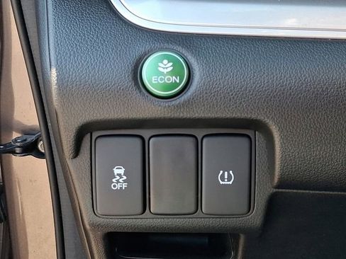 Used 2015 Honda CR-V LX image 24