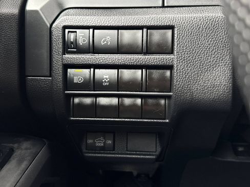 Used 2024 Toyota Tacoma SR RWD image 31