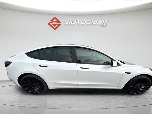 Used 2023 Tesla Model 3 Performance AWD/4WD image 3