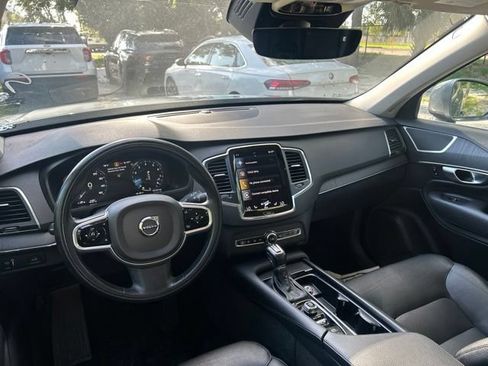 Used 2020 Volvo XC90 T6 Momentum w/ Protection Package AWD/4WD image 16
