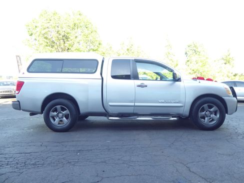 Used 2005 Nissan Titan SE RWD image 24