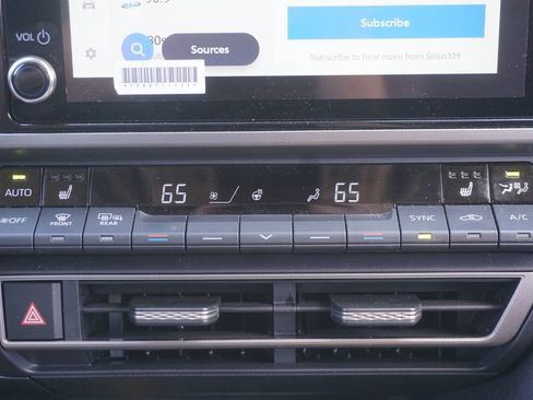 Used 2025 Toyota Camry LE FWD image 12