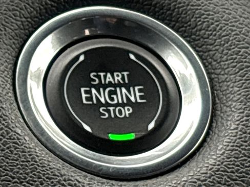 Used 2023 Chevrolet Colorado LT w/ LT Convenience Package II image 6