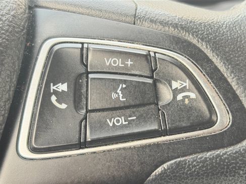 Used 2020 Ford EcoSport SE FWD image 16
