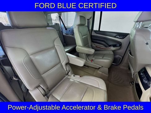 Used 2020 Chevrolet Suburban Premier image 29