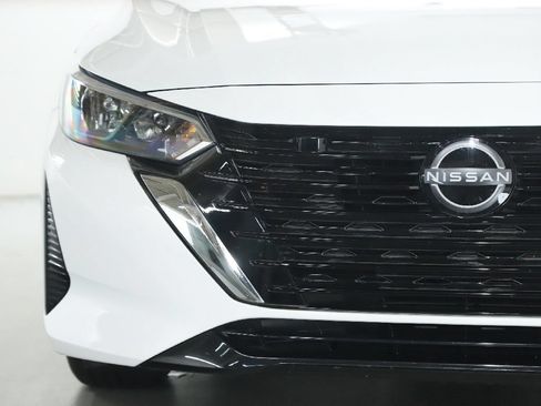 Certified 2024 Nissan Sentra SV FWD image 7