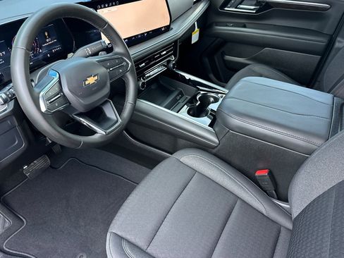 New 2026 Chevrolet Suburban LS w/ LPO, Dark Essentials Package RWD image 10