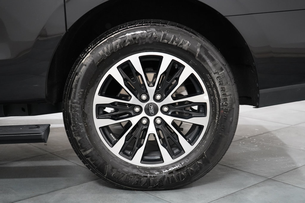 Used 2025 Ford Expedition Max Platinum AWD/4WD image 38