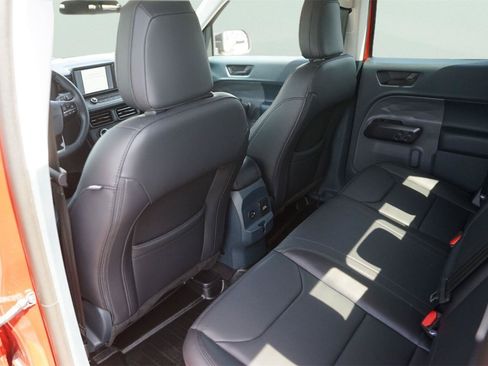 Used 2024 Ford Maverick Lariat w/ Black Appearance Package FWD image 12