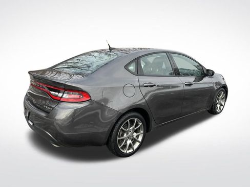 Used 2015 Dodge Dart SXT w/ Sun/Sound Group image 5