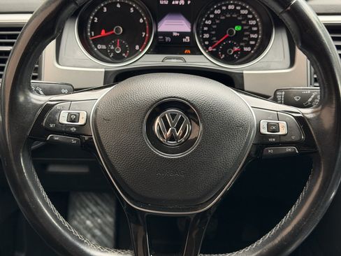 Used 2019 Volkswagen Atlas SE FWD image 11