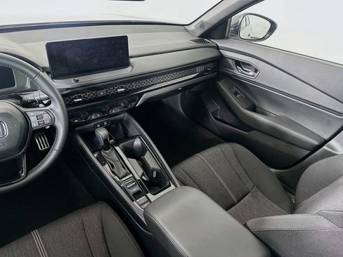 Certified 2025 Honda Accord Sport image 28