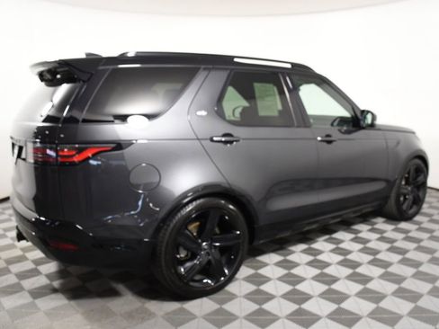 Used 2024 Land Rover Discovery Dynamic SE AWD/4WD image 7