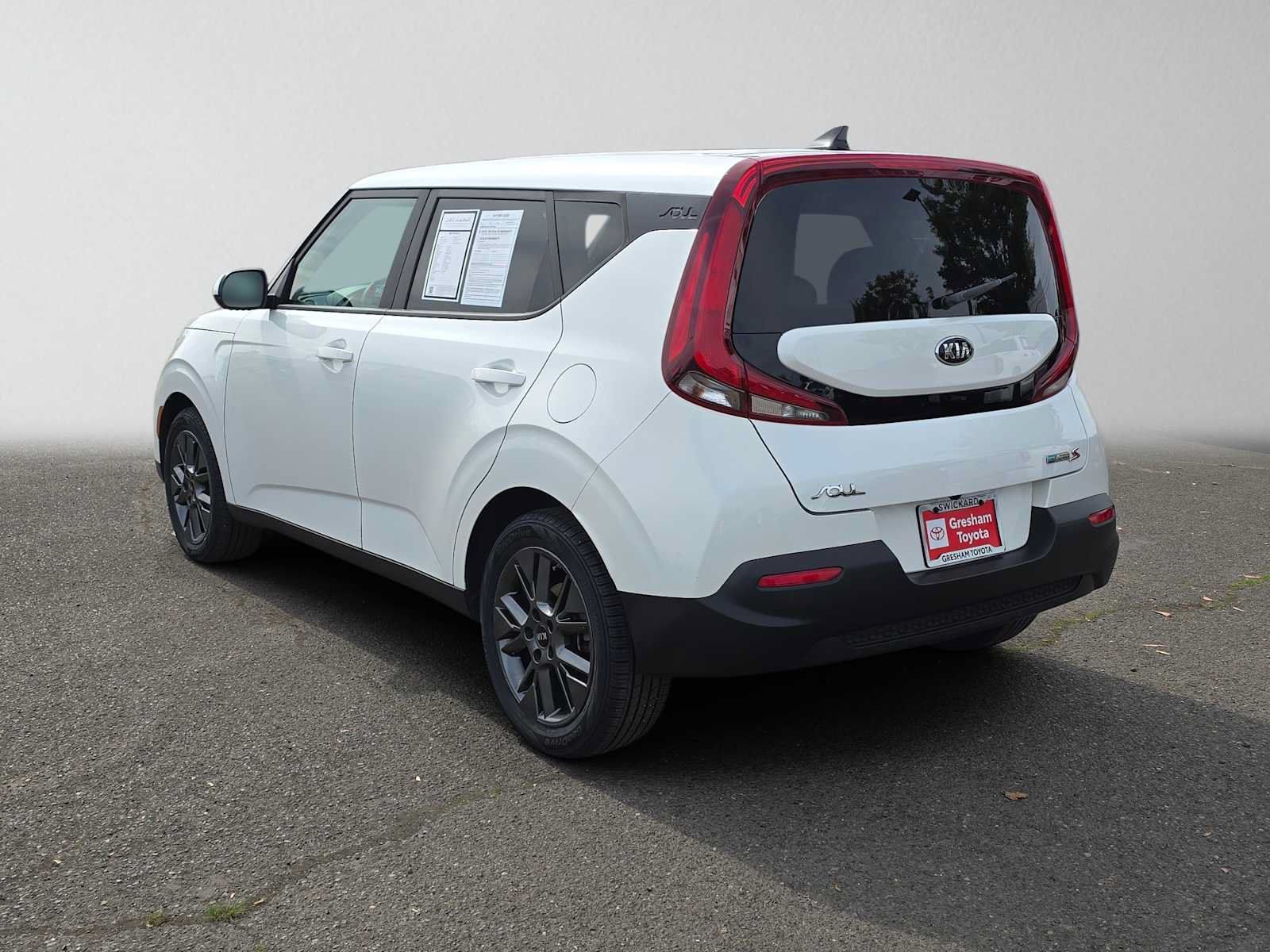 Used 2021 Kia Soul S FWD image 5