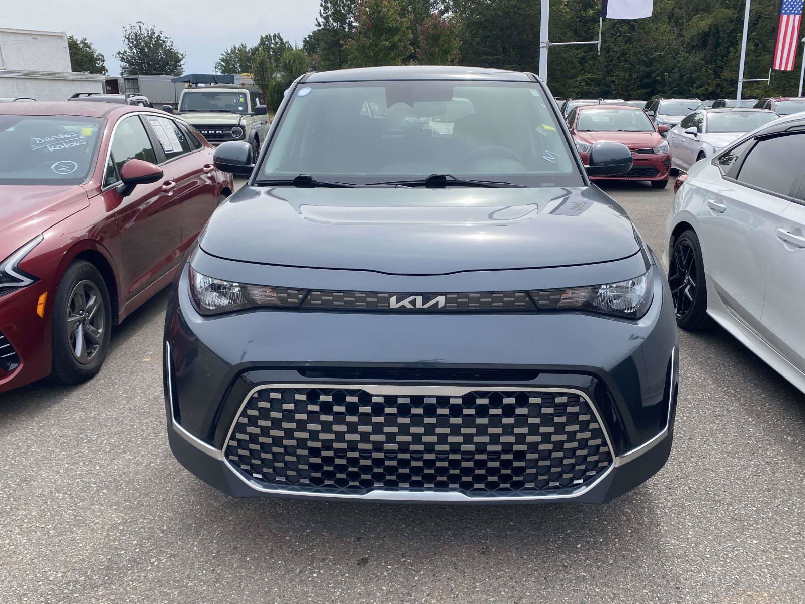 Used 2025 Kia Soul EX FWD image 2