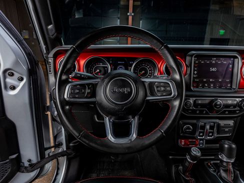 Used 2022 Jeep Wrangler Rubicon AWD/4WD image 18