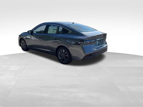 New 2026 Nissan Sentra SL w/ Floor Mat Package FWD image 2