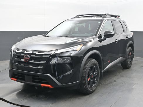 New 2026 Nissan Rogue SV image 3