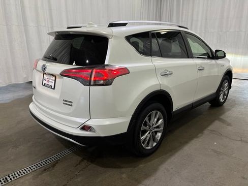 Certified 2016 Toyota RAV4 Limited AWD/4WD image 4