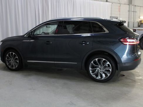 Used 2023 Lincoln Nautilus Reserve AWD/4WD image 24
