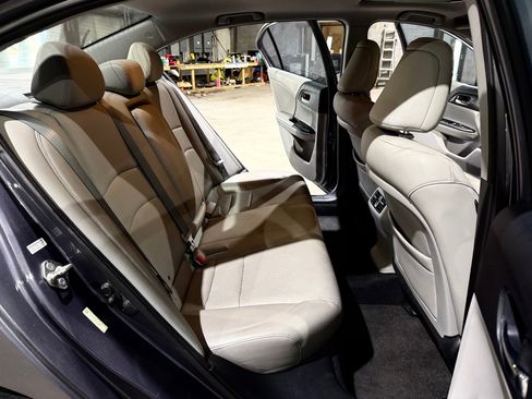 Used 2013 Honda Accord Touring image 22
