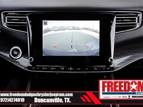 Used 2022 Jeep Wagoneer Series II RWD image 23