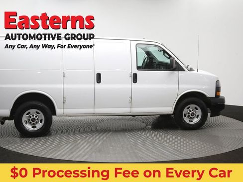 Used 2020 GMC Savana 3500 w/ Driver Convenience Package RWD image 44