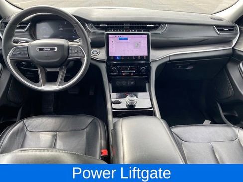 Used 2023 Jeep Grand Cherokee Limited AWD/4WD image 5