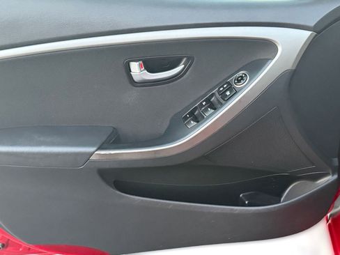 Used 2016 Hyundai Elantra GT w/ Option Group 02 image 13