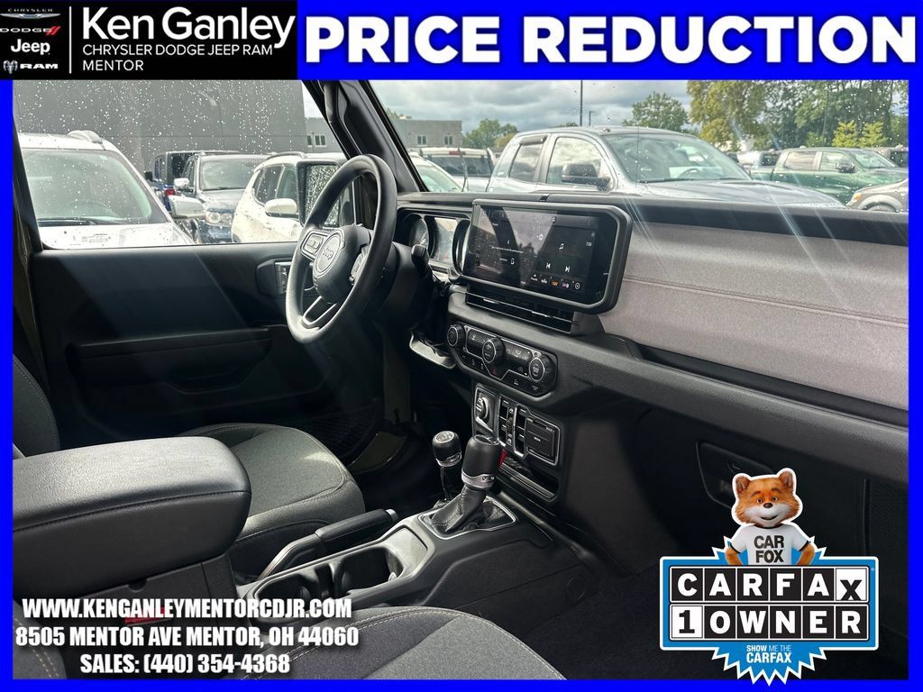 Certified 2025 Jeep Gladiator Sport AWD/4WD image 25