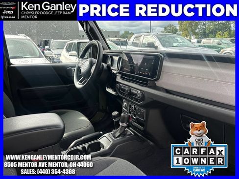 Used 2025 Jeep Gladiator Sport AWD/4WD image 25