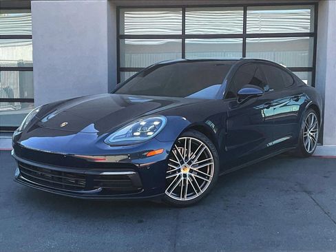 Certified 2019 Porsche Panamera RWD image 1