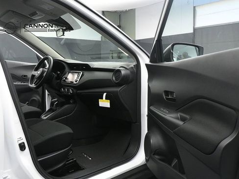 New 2025 Nissan Kicks Play S FWD image 26