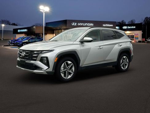 New 2026 Hyundai Tucson SEL image 2