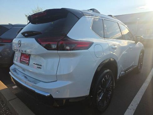 Certified 2025 Nissan Rogue Platinum w/ Platinum Premium Package image 13