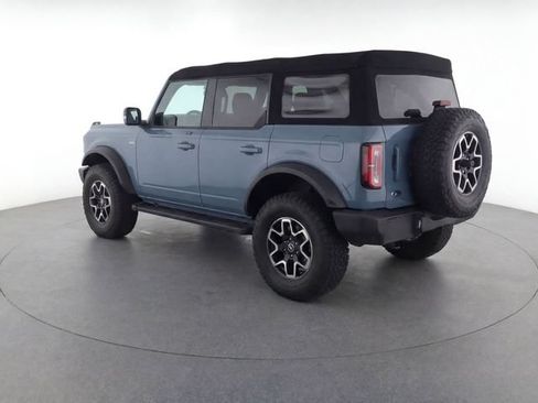 Used 2023 Ford Bronco Outer Banks w/ Sasquatch Package AWD/4WD image 5