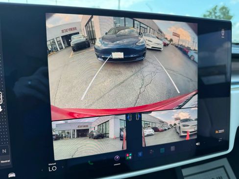 Used 2022 Tesla Model S Plaid AWD/4WD image 15