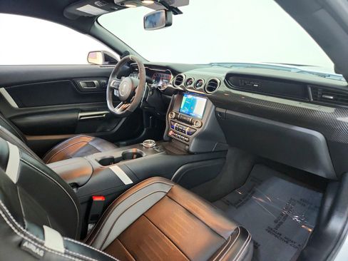 Used 2021 Ford Mustang Shelby GT500 w/ Technology Package image 27