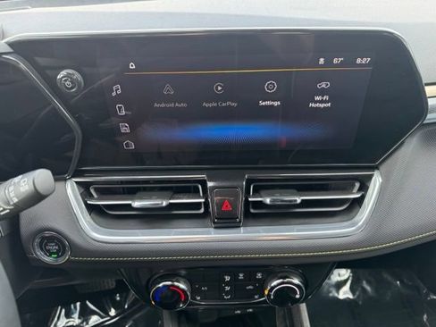 Certified 2024 Chevrolet TrailBlazer ACTIV w/ Driver Confidence Package AWD/4WD image 16