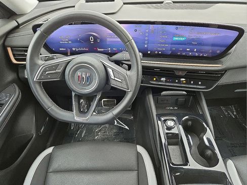 Used 2025 Buick Envision Sport Touring image 18