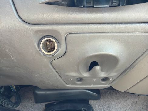 Used 2002 Ford F350 Lariat AWD/4WD image 34