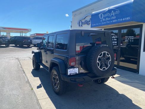 Used 2014 Jeep Wrangler Unlimited Rubicon AWD/4WD image 7