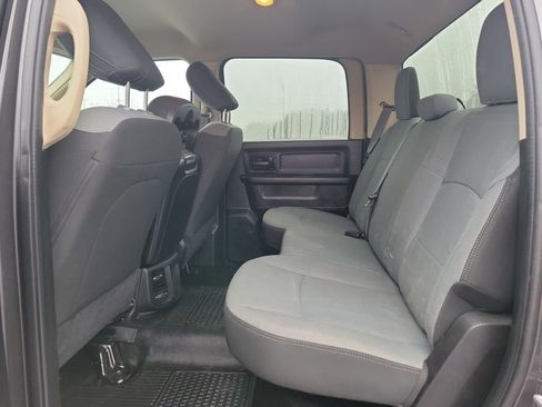 Used 2020 RAM 5500 Tradesman w/ Chrome Appearance Group image 29