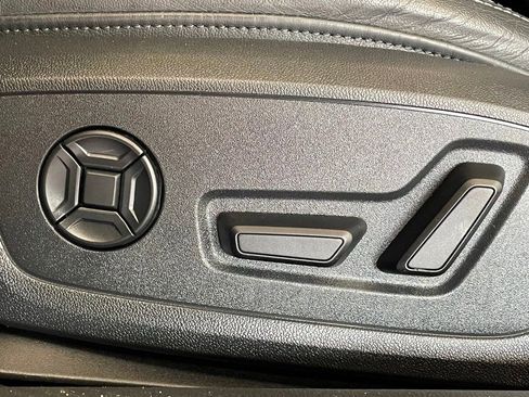 Used 2024 Audi A6 Premium Plus image 12